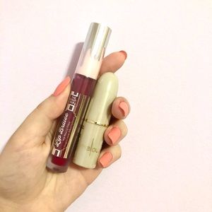 NBU: 2IN-1 LIPSTICKS *NEVER BEEN USED*